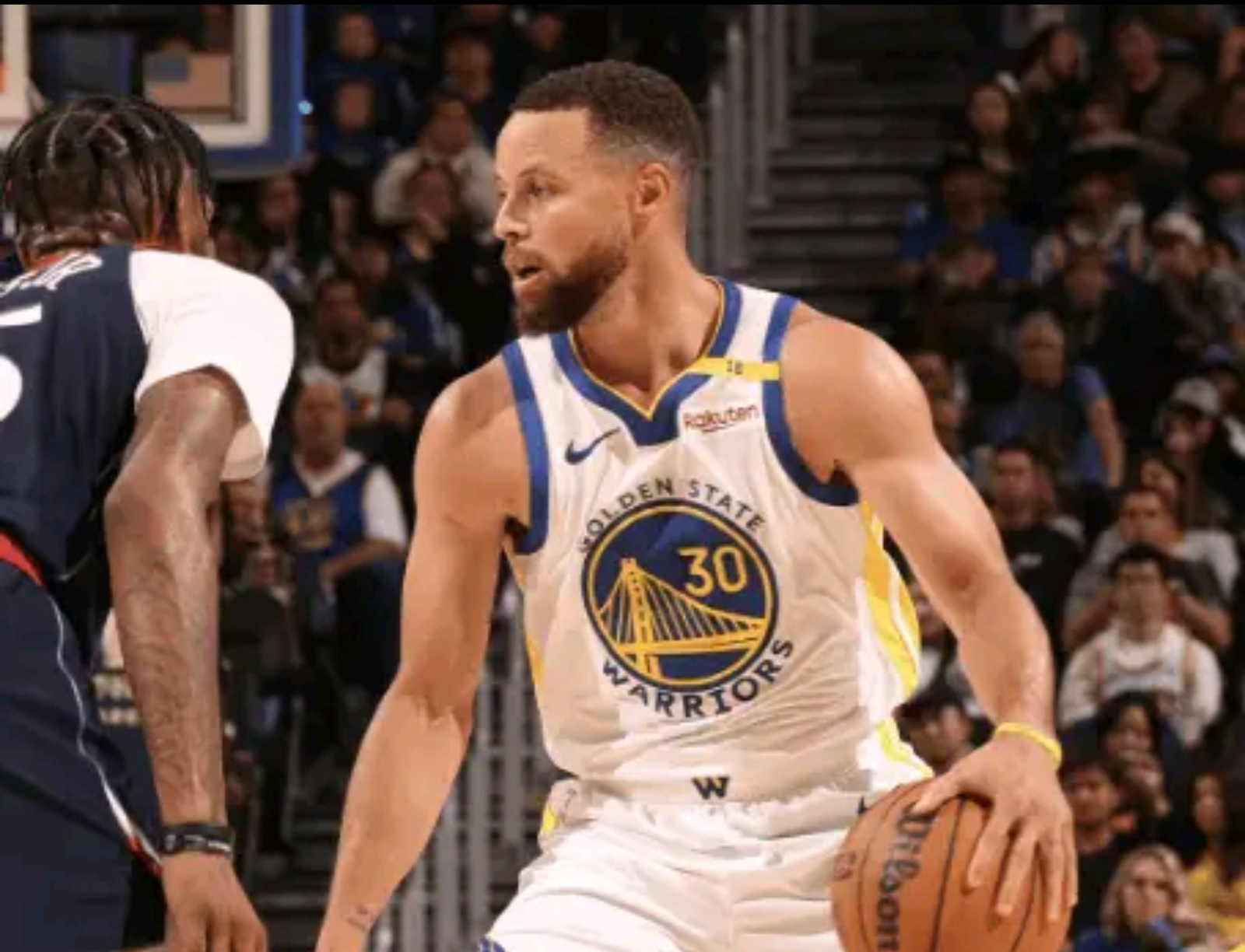 竞博电竞- 库里成为队史助攻王 