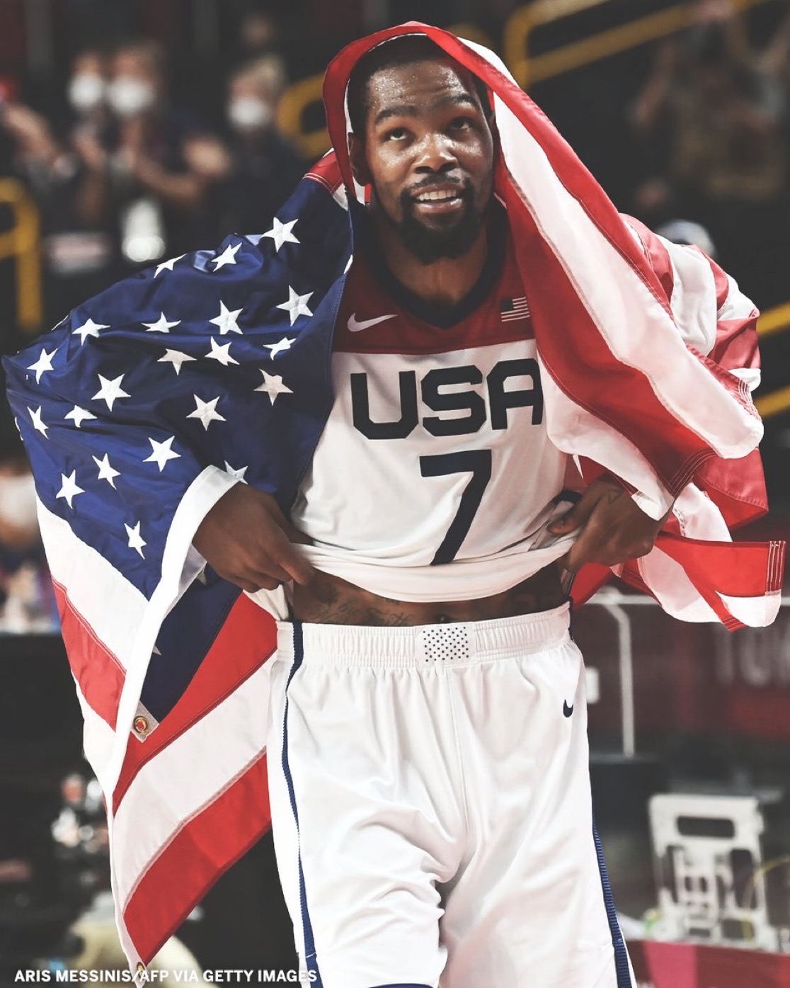 JBO电竞-包含杜兰特迎来五赛季高光表现，篮网球迷沸腾！的词条